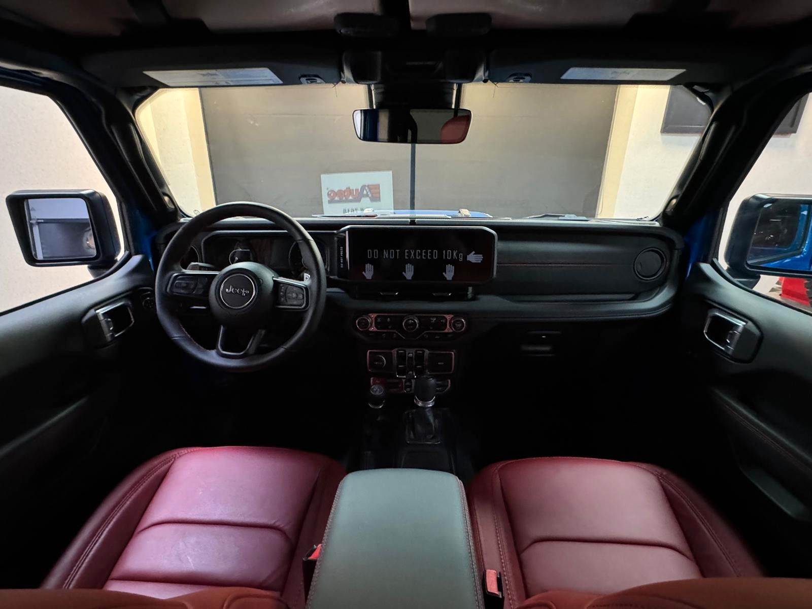 Fahrzeugabbildung Jeep RUBICON 392-6.4L HEMI V8-RECON 35"-STEEL BUMPER