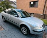 Volkswagen VW Passat Limousine - gebrauchte VW Passat aus dem Jahr 2002