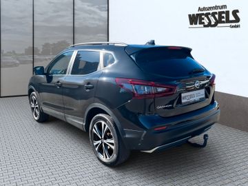 Nissan Qashqai 1,3 Zama AHK Glasdach
