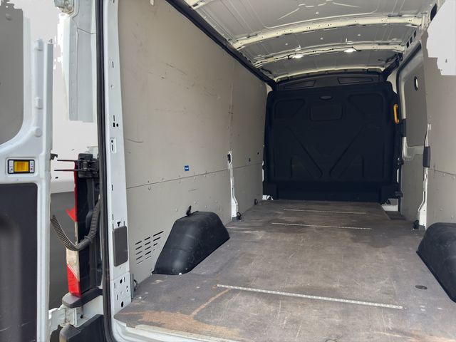 Fahrzeugabbildung Ford Transit 350 L3 Kasten+Navi+AHK+PDC