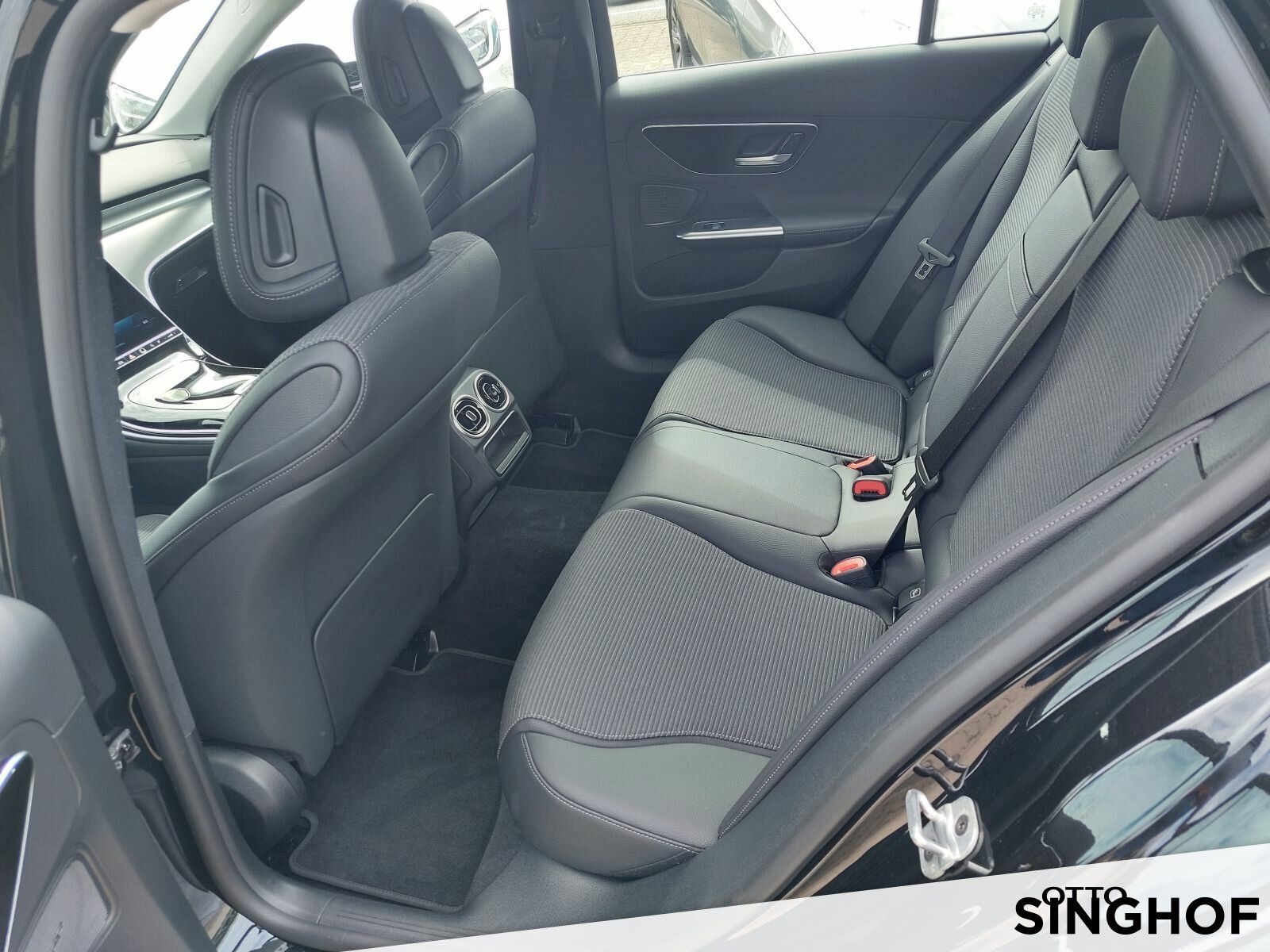 Fahrzeugabbildung Mercedes-Benz C 200 T +AHK+LED+Rü Kam+Ambiente+el.Heck+MBUX+