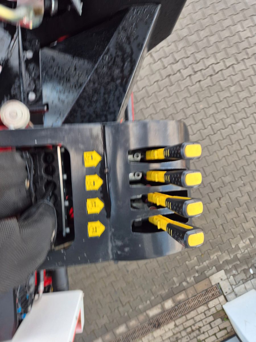 Fahrzeugabbildung MAN TGS 26.470 6x2-4 LL Baustoff Palfinger PK20.501L