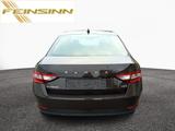 Skoda Superb Lim. Ambition 4x4 *NAVI* - mit Diesel-Antrieb: Braun, Limousine
