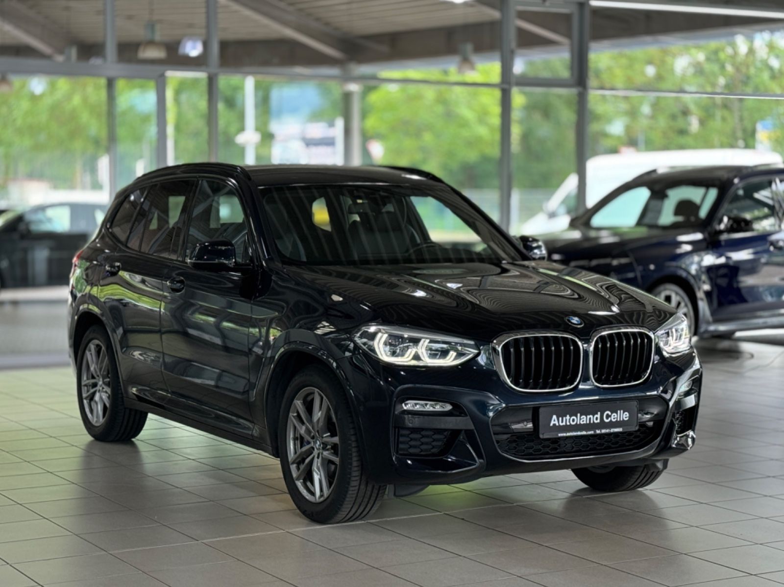 Fahrzeugabbildung BMW X3 xD30i M Sport Kamera HUD Komfort Alarm AHK