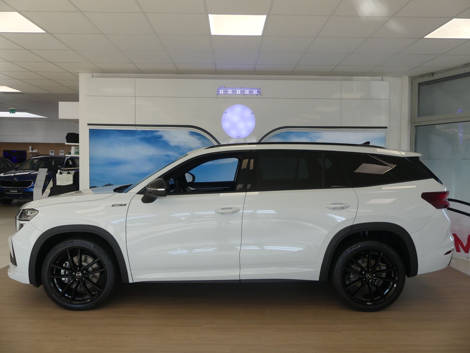 Fahrzeugabbildung SKODA Kodiaq 2.0 TDI DSG 4x4 Sportline *AHK*FSH*NAV*