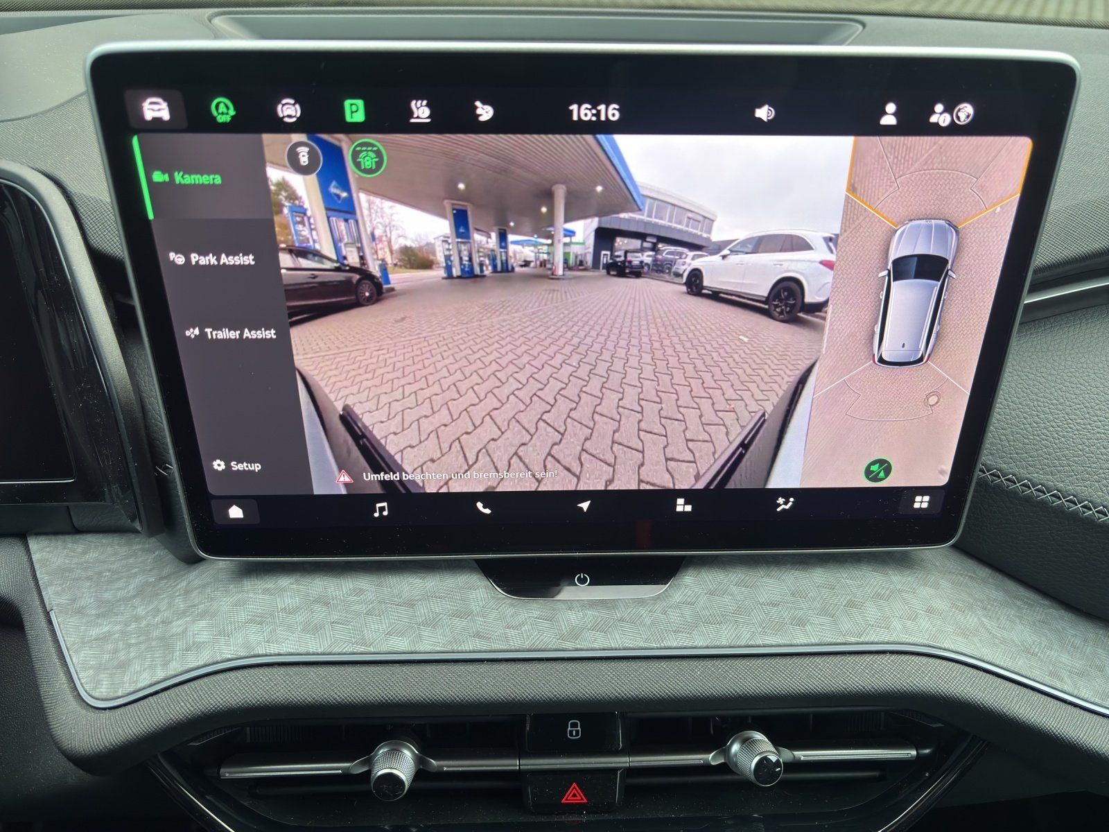 Fahrzeugabbildung SKODA Kodiaq Selection 2,0TDI 142kWDSG4x4 AHK/HUD/Pano