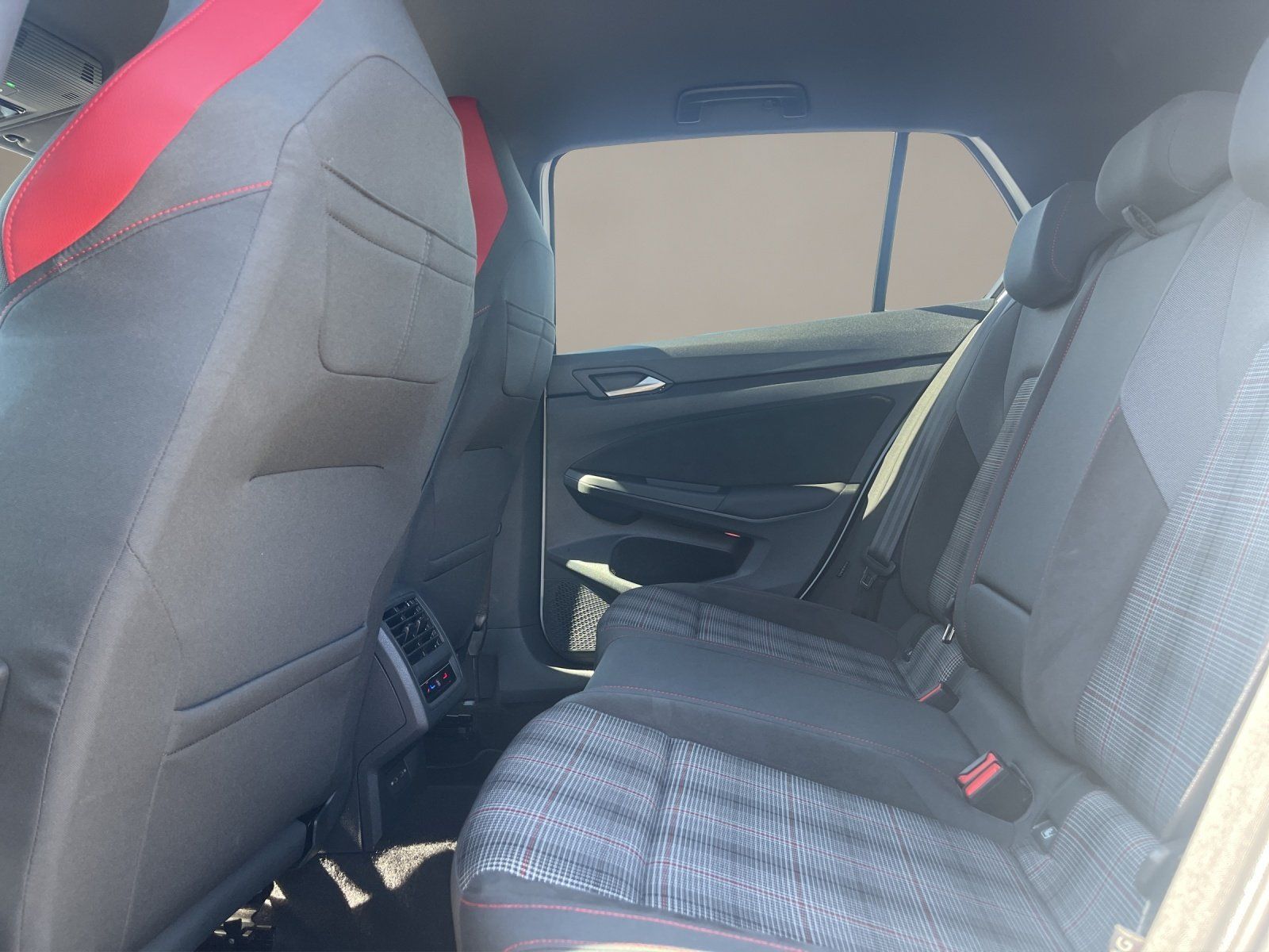 Volkswagen Golf - Bild 15