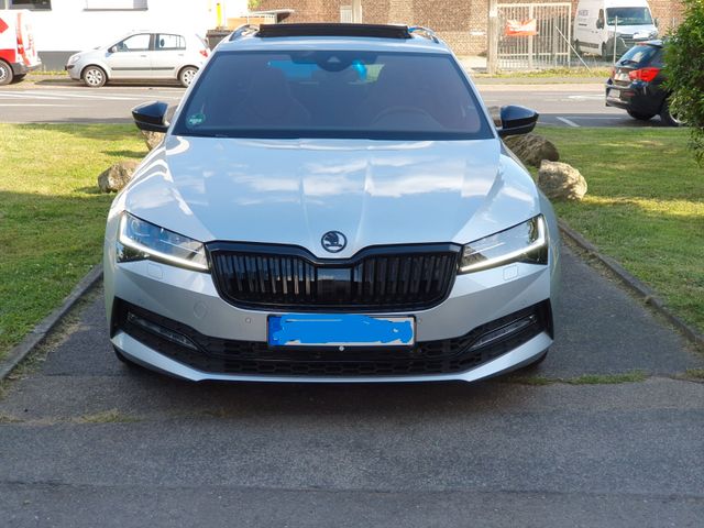 Skoda Superb 2.0 TSI DSG 4x4 SPORTLINE COMBI TOP!!!