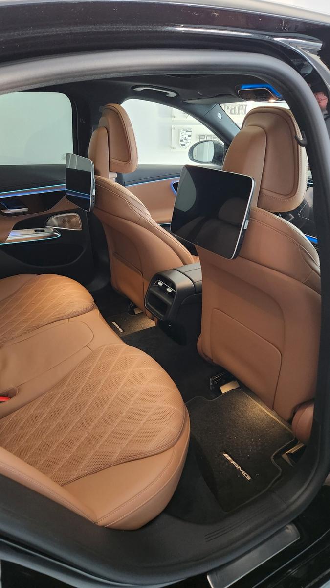 Mercedes-Benz E 200  Lim. AMG Line Premium  Euro1 .NEW CAR