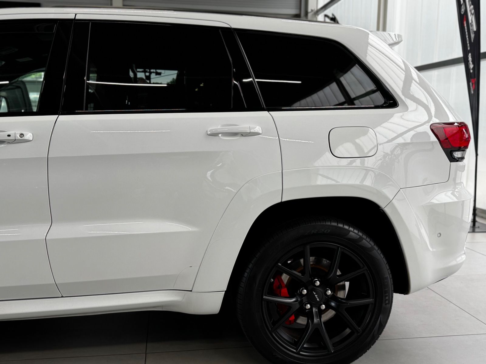 Fahrzeugabbildung Jeep Grand Cherokee 6.4 V8 HEMI SRT   "LPG-Gasanlage"