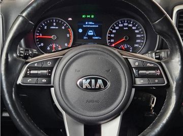 Kia Sportage Vision 2WD-NAVI-SHZG-AHK-SR+WR-ALU