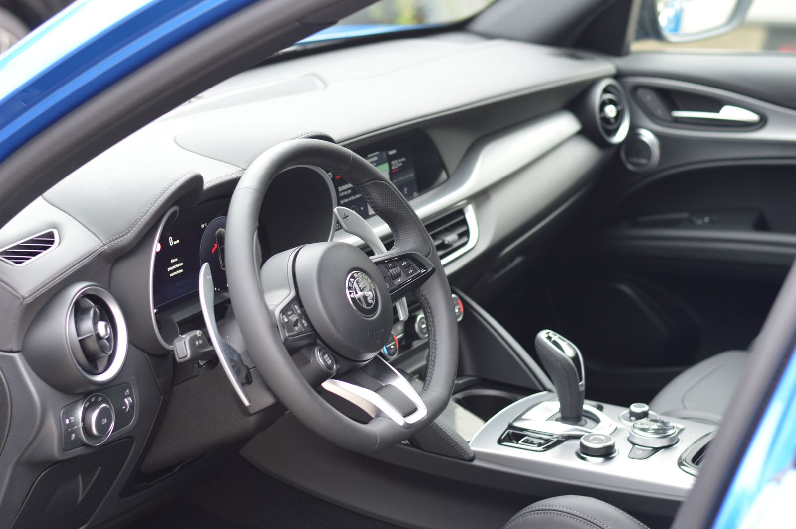 Alfa Romeo Stelvio - Bild 11
