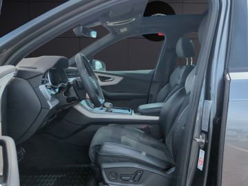 Audi Q7 - 10