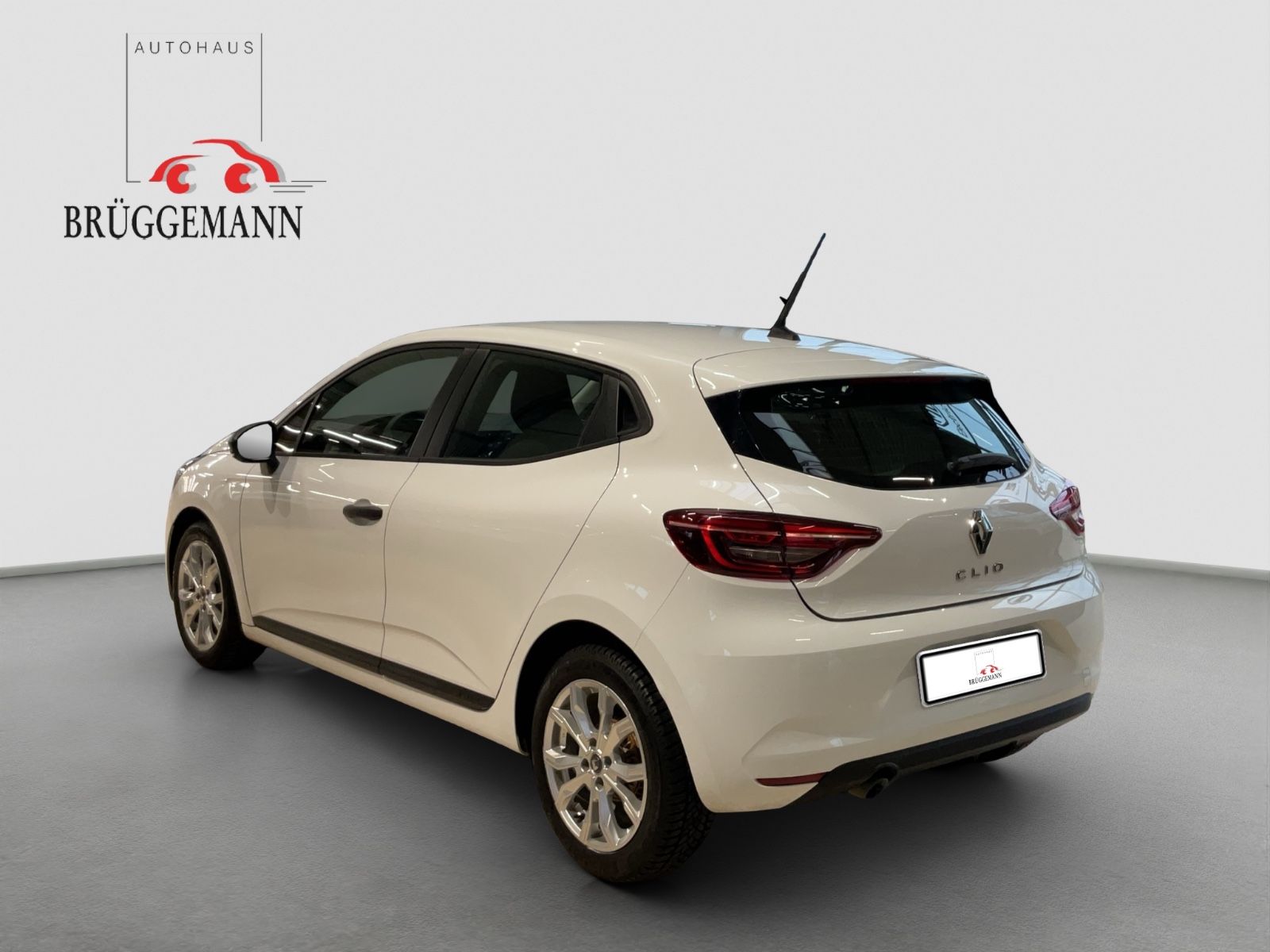 Fahrzeugabbildung Renault Clio Life 1.0 LED