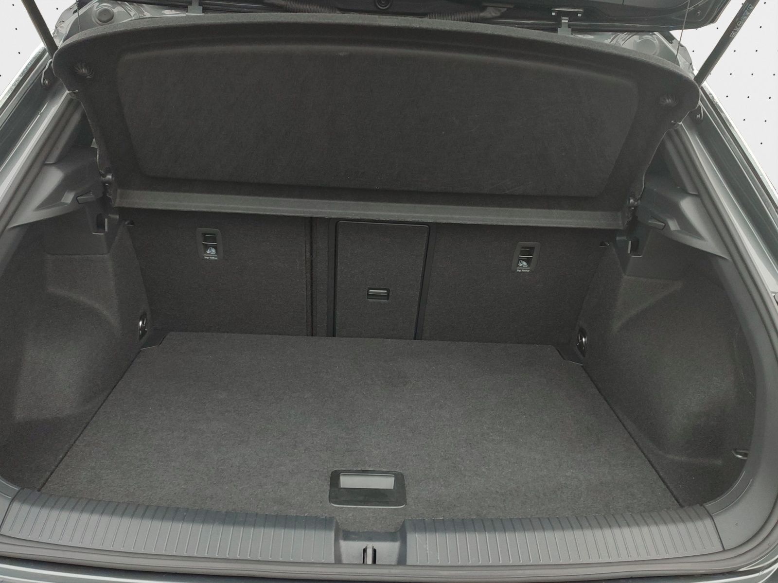 Volkswagen T-Roc - Bild 13