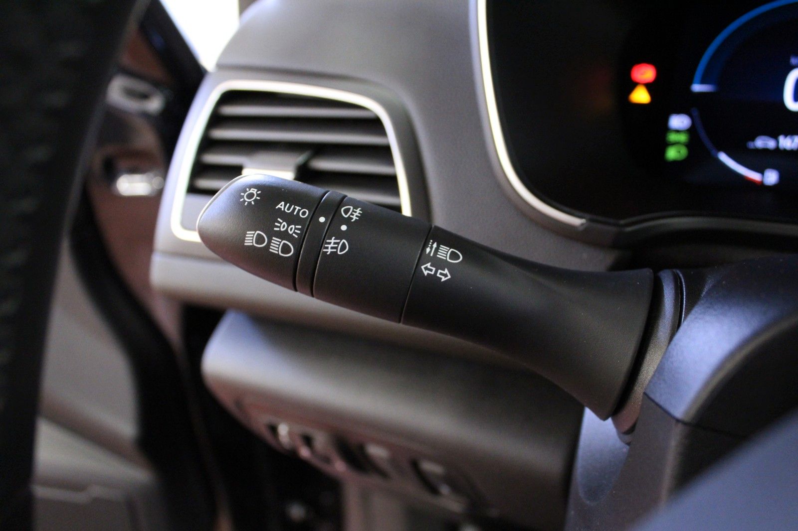 Fahrzeugabbildung Renault Megane E-TECH Plug-In 160*Easy Link*PDC*Klima*