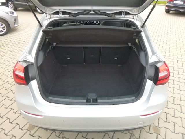 Fahrzeugabbildung Mercedes-Benz A 180 >AUT/NAV/PDC/Sitzheizung<