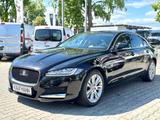 Jaguar XF Portfolio 30d - Jaguar XF mit Diesel-Antrieb: Limousine