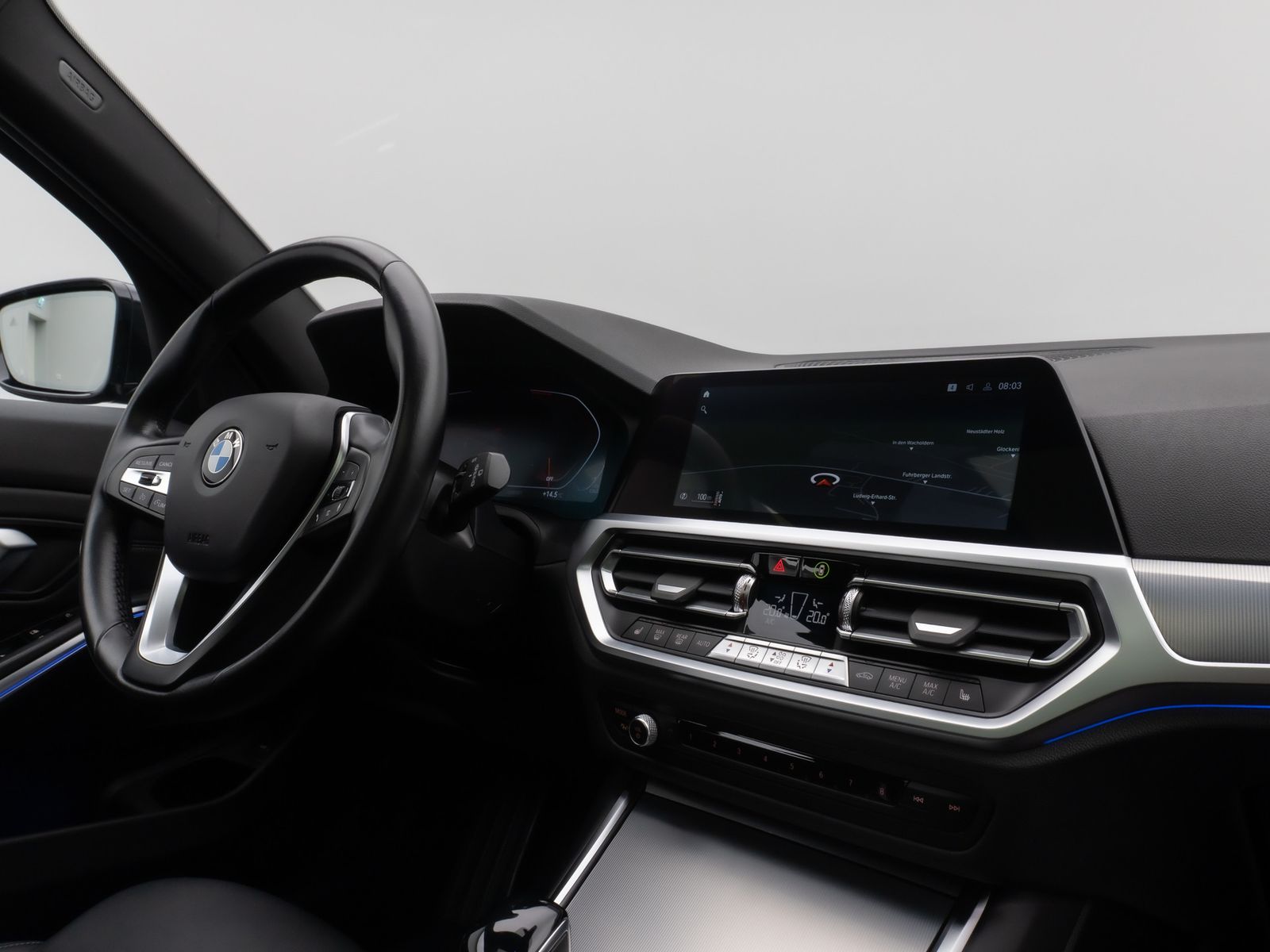 Fahrzeugabbildung BMW 320d Sport Line Panorama Laser HUD DAB HiFi AHK