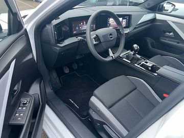 Opel Astra ST 1.2 Turbo Edition NAVI Winterpaket