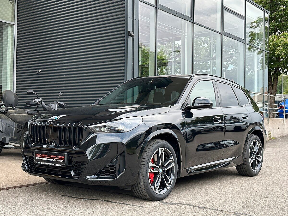 BMW X1 xDrive23i M-Paket PRO Aut. / AHK / PANO imagem 2