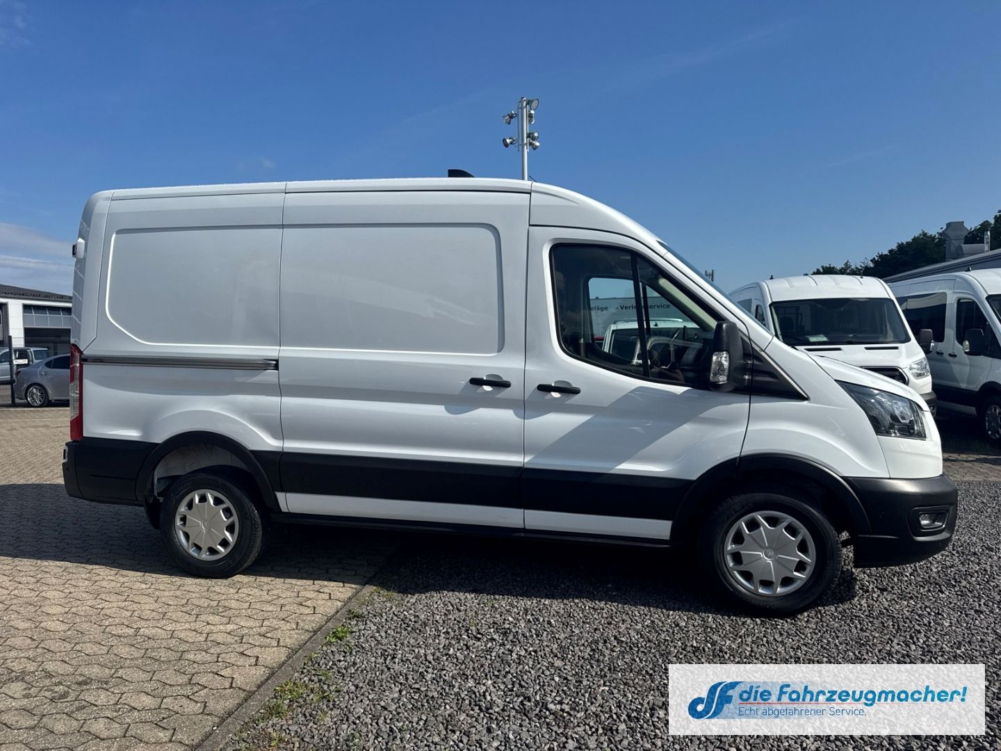 Fahrzeugabbildung Ford Transit Kasten 350 L2 Trend Klimaautom DAB Totwi