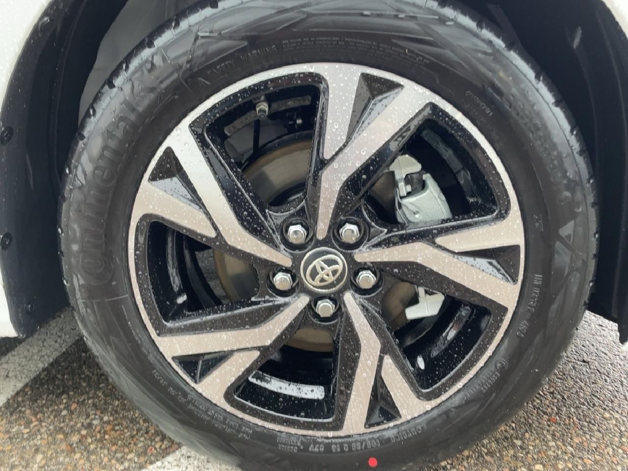 Fahrzeugabbildung Toyota Yaris Hybrid 116PS Teamplayer + Comfort Paket