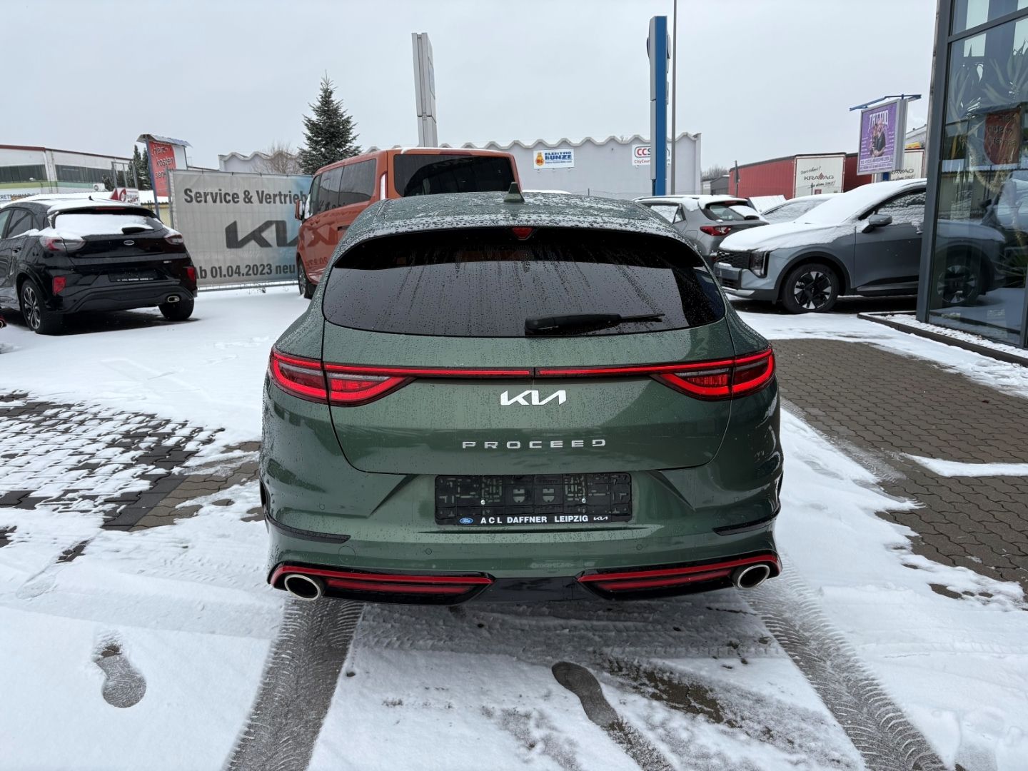 Fahrzeugabbildung Kia ProCeed GT VerkehrszeichER Kamera TotWinkASS AHK