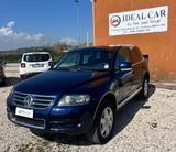 Volkswagen Touareg 5.0 V10 TDI tiptronic AUTO IN - Volkswagen Touareg aus 2005: V10