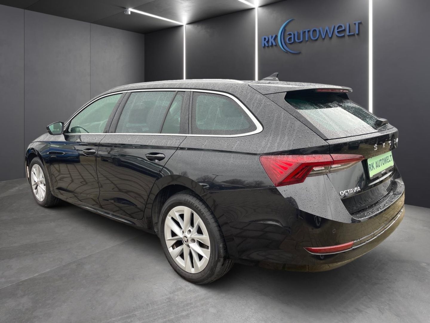 Skoda Octavia Combi Style 2.0 TDI DSG Navi PDC Kamera foto 4