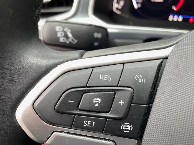 T-Roc Style 2.0 TDI NAVI AHK StandHZG Matrix LED