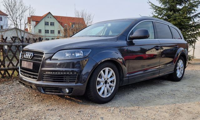 Audi Q7 3.0 TDI quattro_Bitte Text lesen...