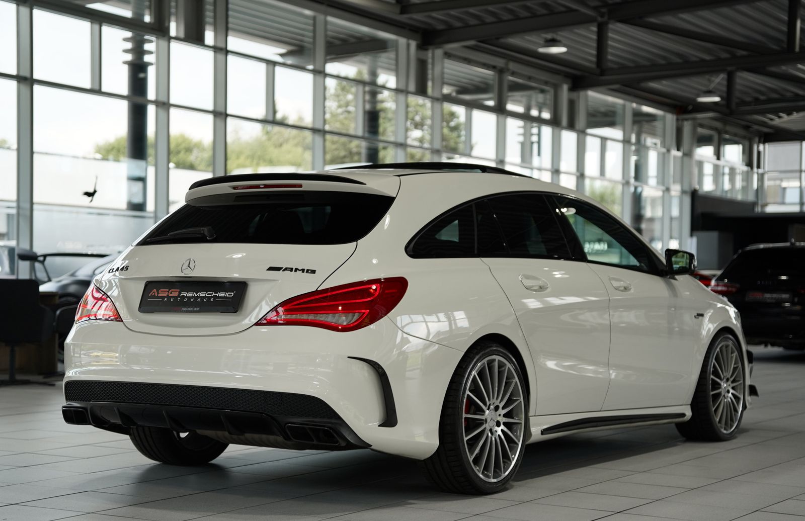 Mercedes Benz Cla 45 Amg Shooting Brake