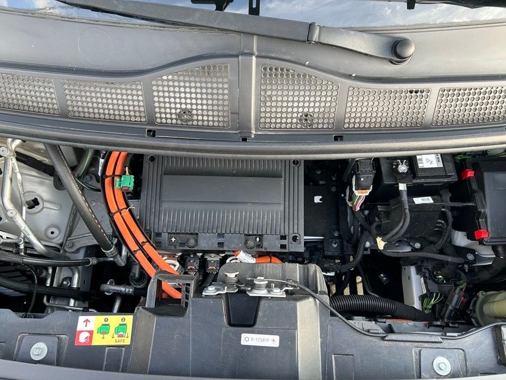 Fahrzeugabbildung Citroën Jumpy ELEKTRO, Klima, PTS, Tempomat, 3-Sitzer, D