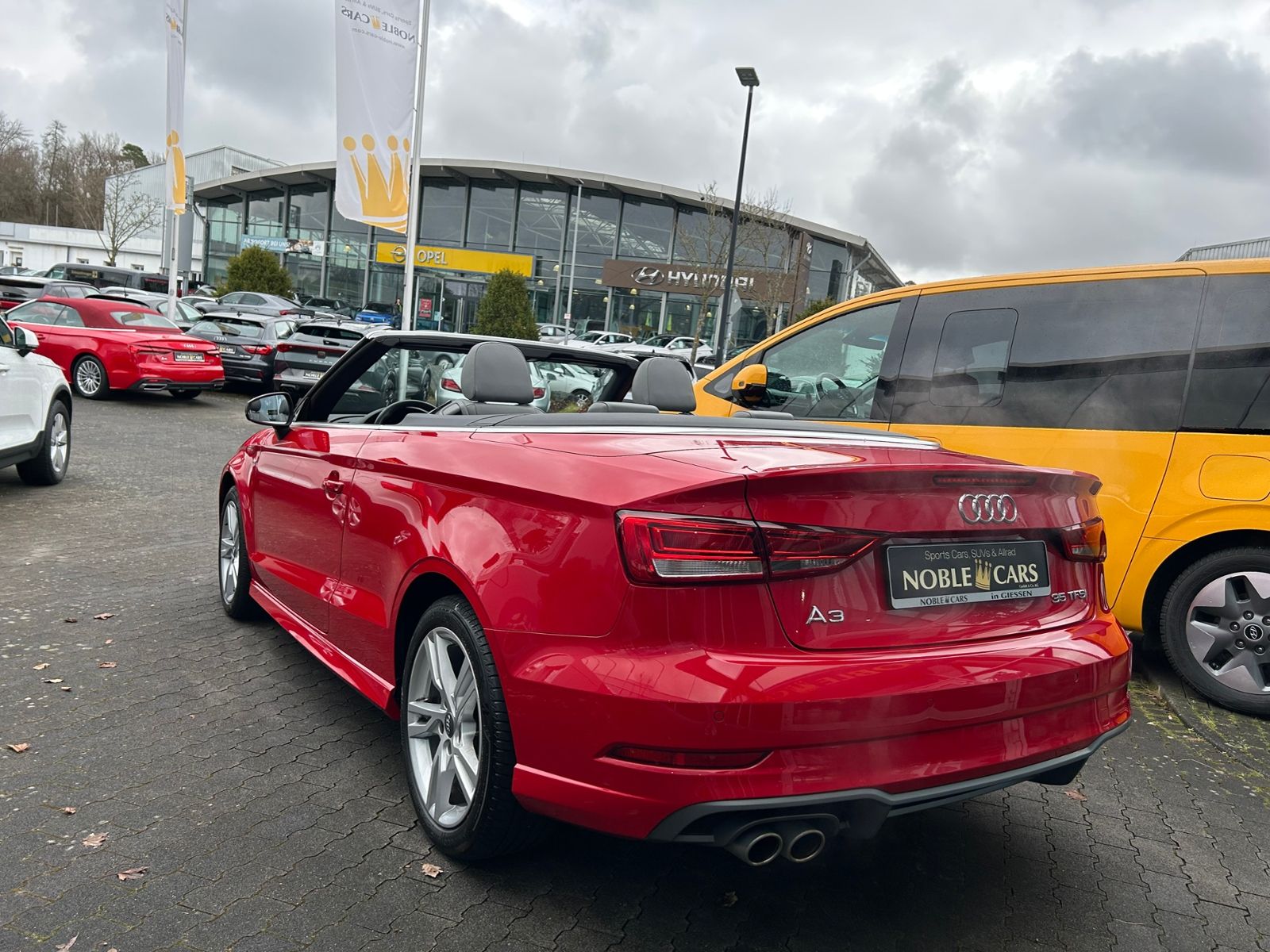 Fahrzeugabbildung Audi A3 Cabriolet 35 TFSI design XEN NAV SHZ 17"