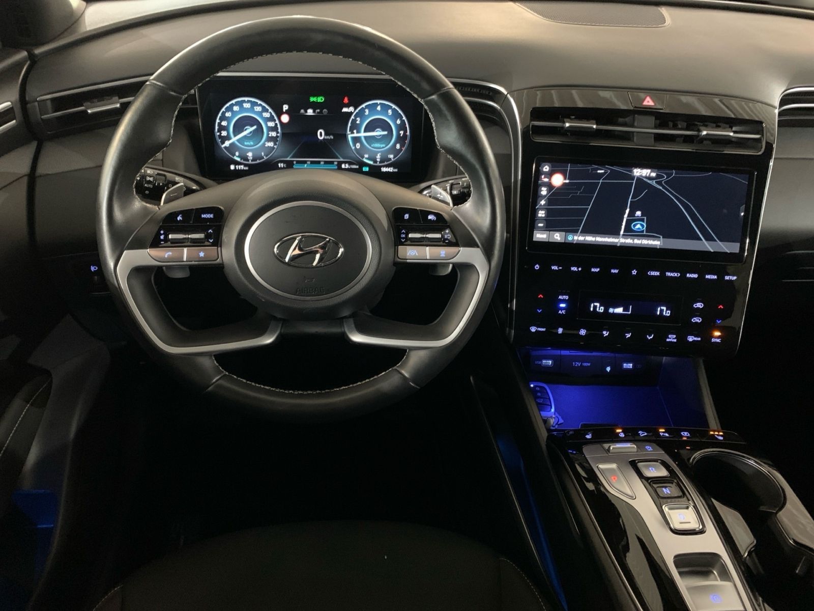 Fahrzeugabbildung Hyundai TUCSON 1.6 T-GDI 7-DCT Blackline Mild-Hybrid AHK