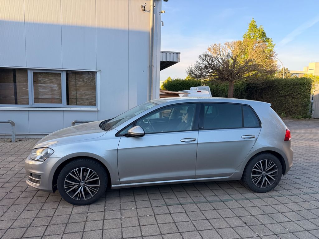 Image of Volkswagen Golf