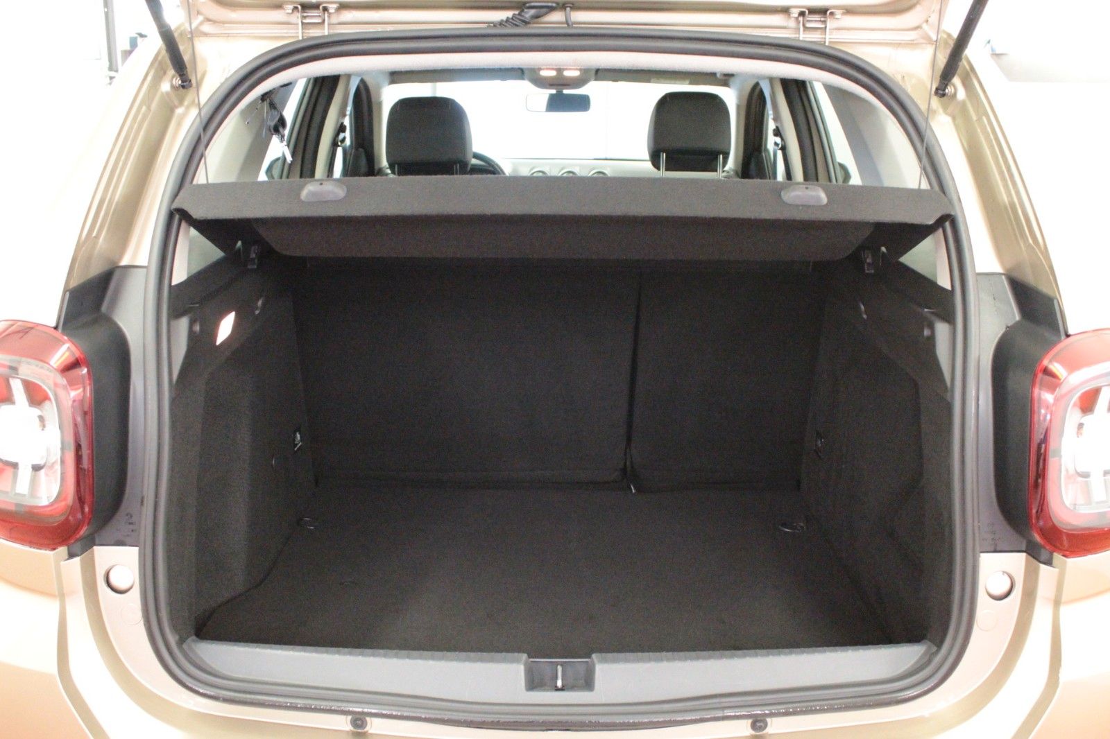 Fahrzeugabbildung Dacia Duster Tce100 Comfort 2WD*AHK*