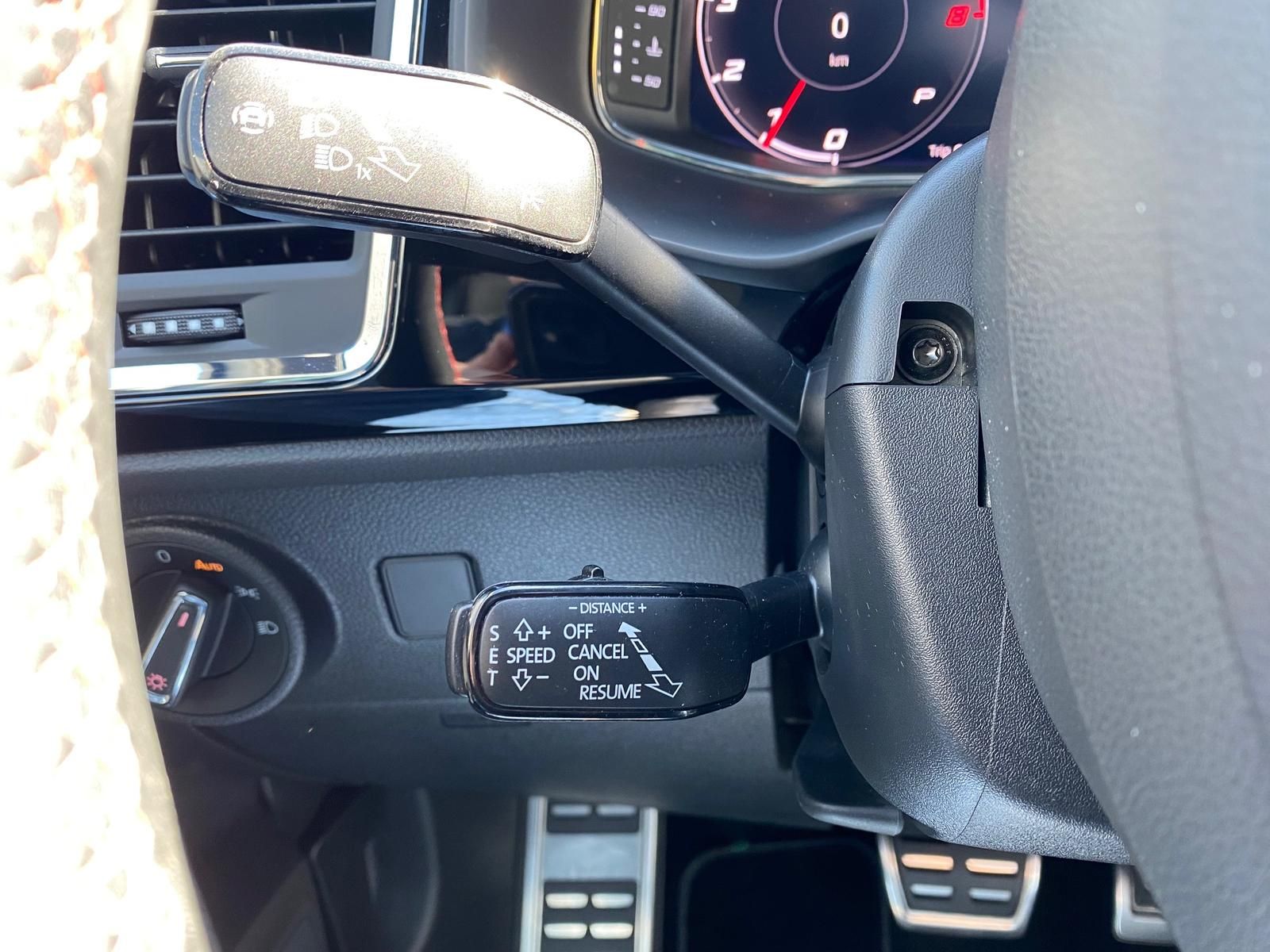 Fahrzeugabbildung SEAT Ateca 1.5 TSI FR APP+ACC+RFK+AHK+NAVI+SITZHEIZ