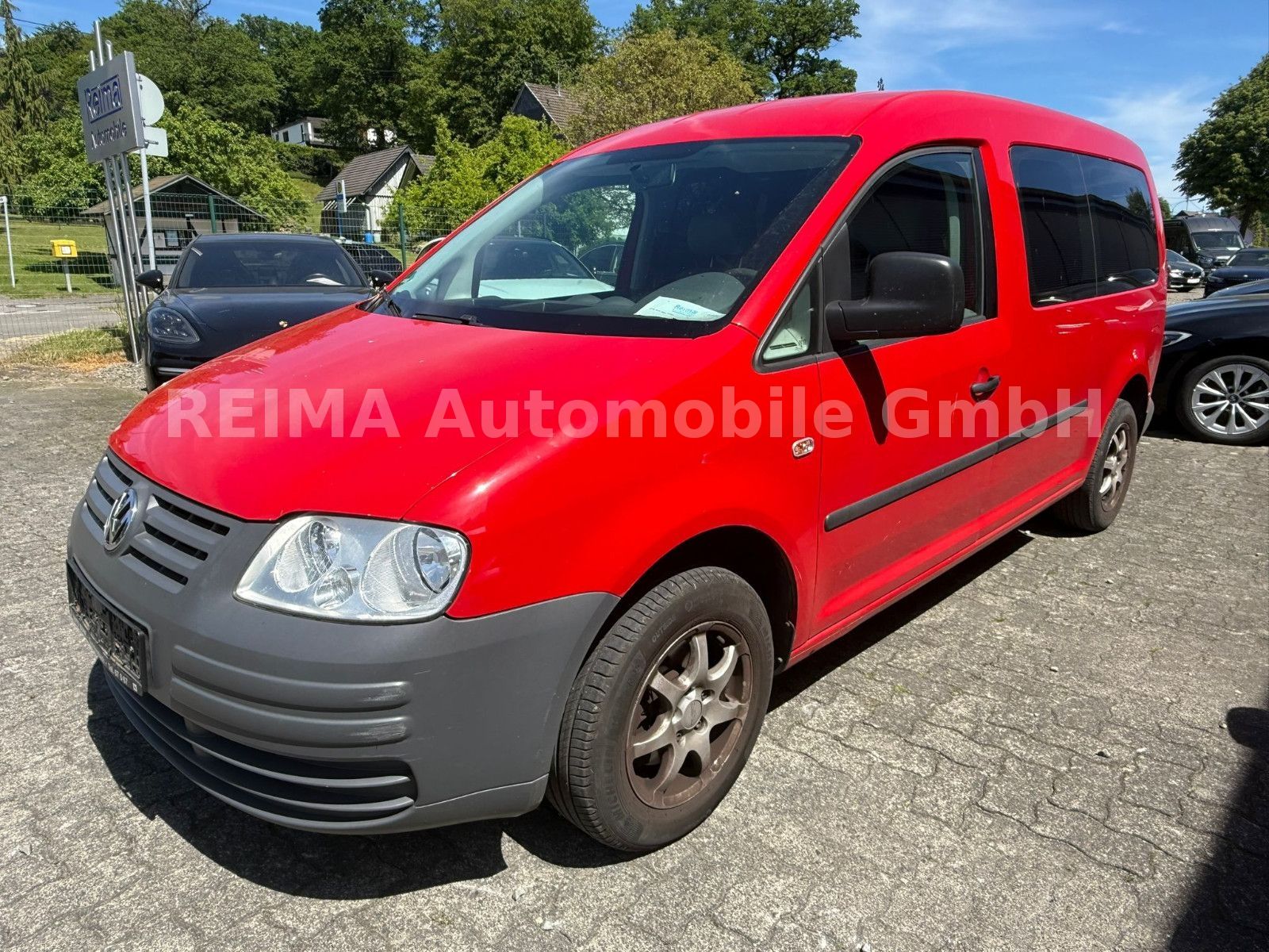 Fahrzeugabbildung Volkswagen Caddy Maxi 1,9TDi Kombi, 5 Sitzer, AHK, KLima