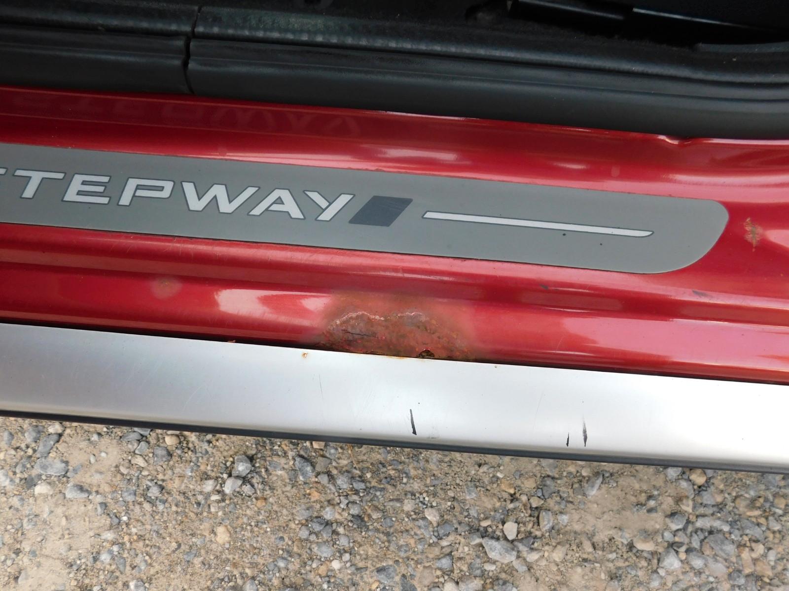 Dacia Sandero 2012 — photo 20
