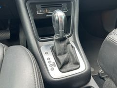 Fahrzeugabbildung Volkswagen Sharan 1.4 TSI Comfortline DSG Standhzng AHK 7Si
