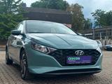 Hyundai i20 Trend Mild-Hybrid 1 HAND - Hyundai i20: Grün
