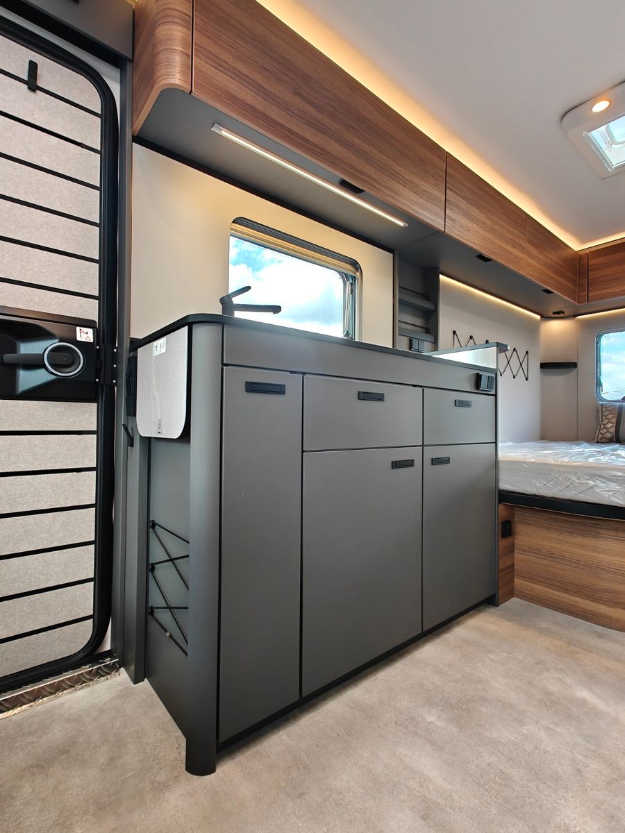 Fahrzeugabbildung HYMER / ERIBA / HYMERCAR Novaline 485 - MESSE-NEUHEIT 2026! -