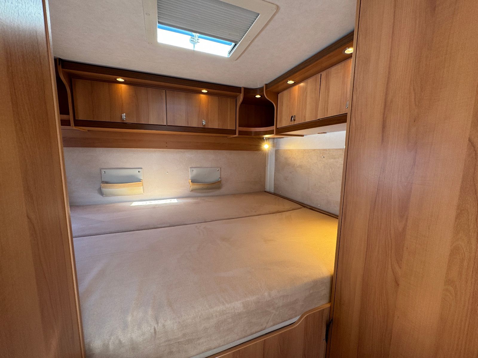 Fahrzeugabbildung HYMER / ERIBA / HYMERCAR T 614 CL 2X2 EXCLUSIVE LINE DUCATO MAXI SOLAR 1H