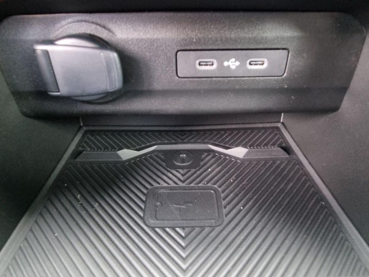 Fahrzeugabbildung Dacia Bigster Journey hybrid-G 150 4x4