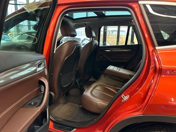 BMW X1 xDrive 20 d xLine *H&K*LED*Navi*