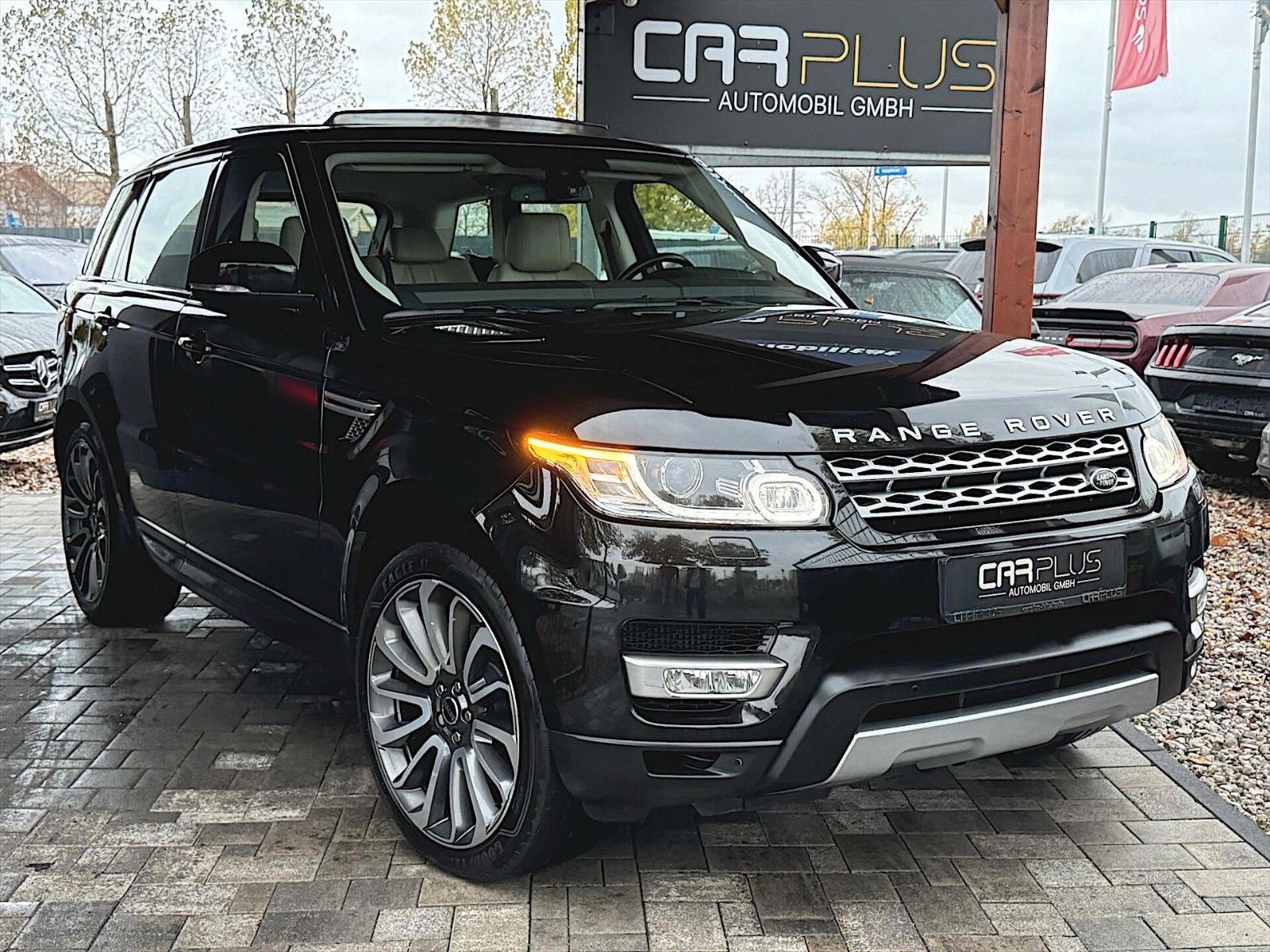 Fahrzeugabbildung Land Rover Range Rover Sport 3.0 V6 HSE Dynamic 1.Hand Pano