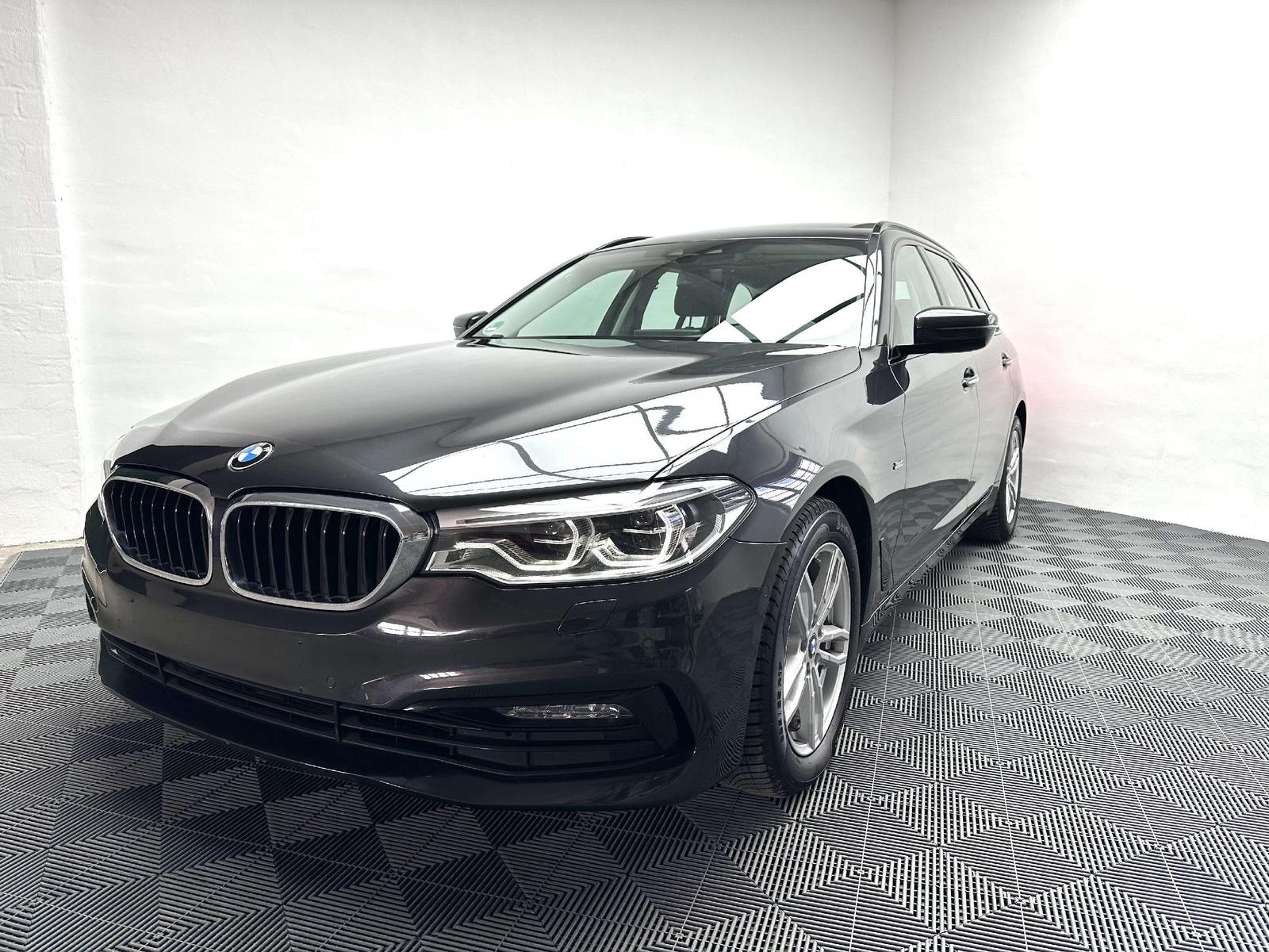 BMW 525 525 d Sportline Pano LED Service neu