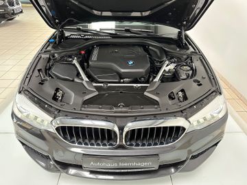 Fahrzeugabbildung BMW 530i M Sport SAG Kamera H/K NavPro AHK Alarm HUD